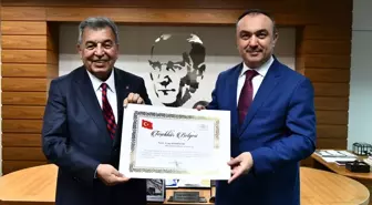 Tekirdağ Valisi Soytürk, Çerkezköy OSB Başkanı Sözdinler'i Ziyaret Etti