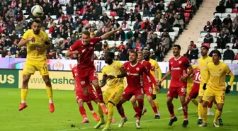 Antalyaspor, Kayserispor'u 2-0 Mağlup Etti