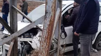 Konya'da Trafik Kazası: 1 Bebek ile 4 Kişi Yaralandı