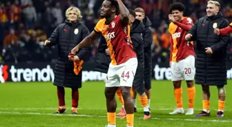 Galatasaray, Trabzonspor'u 4-3 Yenip Kutladı