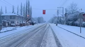 Tokat'ta Kar Yağışı Hayatı Etkiliyor