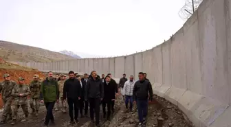 Hakkari'de Sınır Güvenliği Projeleri İncelendi