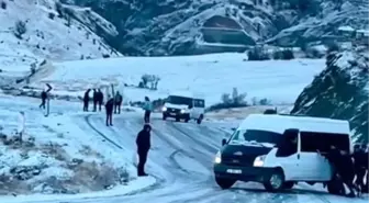 Sincik'te Kar Yağışı Sonrası Yollar Buz Pistine Döndü