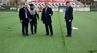 Kaymakam Güldoğan, Salihli'deki Futbol Sahası Yenileme Çalışmalarını İnceledi