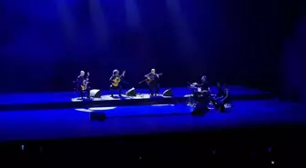 Barcelona Guitar Trio & Dance Topluluğu, Paco de Lucia'ya Saygı Konseriyle Buluştu