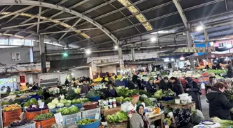 Zonguldak Halk Pazarında Fiyatlar Yüksek, İlgi Azalmadı