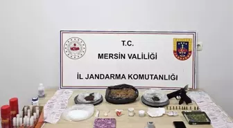 Mersin'de Uyuşturucu Tacirlerine Operasyon: 3 Kişi Yakalandı