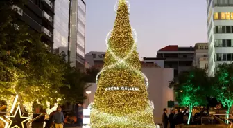 Beyrut'ta Noel Coşkusu: Şehir Merkezinde Renkli Süslemeler