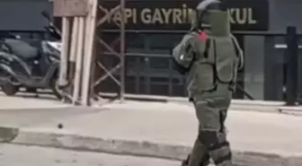 Beylikdüzü'nde Kaldırımda El Bombası Bulundu