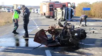 Çanakkale'de Trafik Kazası: Traktör İkiye Bölündü, 2 Yaralı