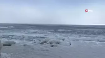 Çıldır Gölü'nde Kutupları Aratmayan Manzaralar