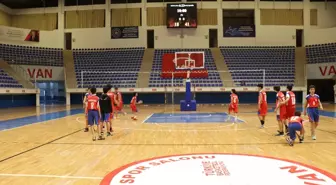 Van'da Ortaokullar Arası Basketbol Şampiyonası Düzenlendi