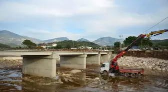 Kumluca'da Dere Islah ve Taşkın Koruma Çalışmaları İncelendi