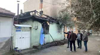 Manisa'da Oksijen Tüpü Patladı, Yaşlı Çift Hayatını Kaybetti