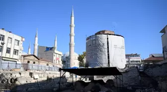 Edirne'deki Makedon Kulesi'nde 10. Yüzyıla Ait Kalıntılar Ortaya Çıktı