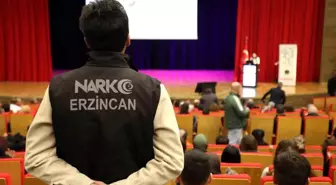 Erzincan'da 'En İyi Narkotik Polisi Anne' Programı Gerçekleştirildi