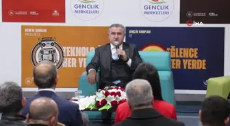 Bakan Bak, Malatya'da Gençlerle Söyleşi Gerçekleştirdi