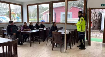 Kuşadası'nda Bakım Evi Personeline Jandarma Trafik Eğitimi