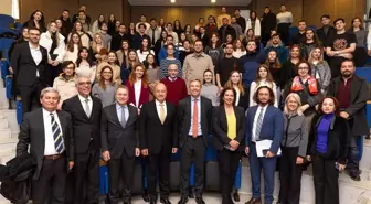 Yaşar Üniversitesi'nde Türkiye-Hollanda İlişkilerinin 100. Yılı Kutlandı