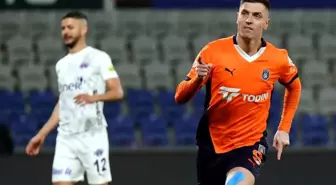 Krzysztof Piatek, Kasımpaşa'ya Karşı 2 Gol Attı ve Gol Krallığında Zirveye Yerleşti