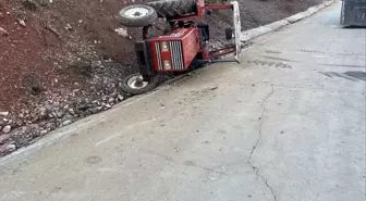 Kastamonu'da Traktör Devrildi: Sürücü Yaralandı