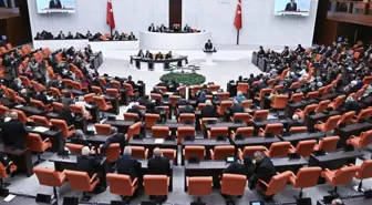 Meclis'teki 'çatı gruba' Yeniden Refah Partisi de dahil oluyor