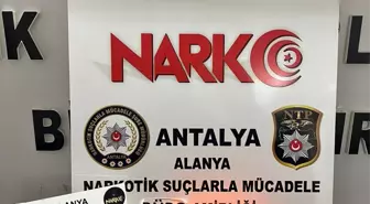 Alanya'da 700 Gram Eroin Ele Geçirildi, Zanlı Gözaltında