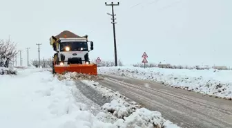 Antalya'da Sağanak Yağışlar Su Baskınlarına Neden Oldu