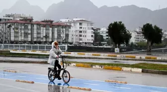 Antalya'da Sağanak ve Kar Yağışı Ulaşımda Aksamalar Yarattı