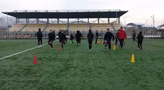 Muş'ta Gençler İçin Futbol Kursları Devam Ediyor