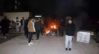 Şanlıurfa'da Elektrik Kesintisine Tepki: Sakinler Yolu Kapatıp Protesto Düzenledi