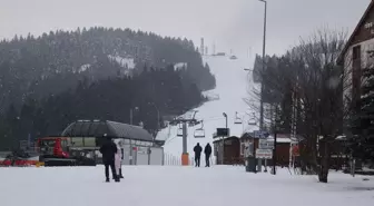 Ilgaz Dağı'nda Kar Yağışı Kayak Merkezlerini Sevindirdi