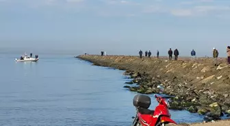 Samsun'da Kaybolan Balıkçılar için Arama Kurtarma Çalışmaları Devam Ediyor