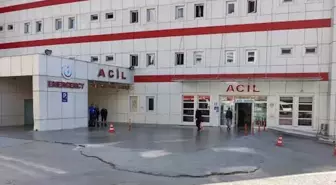 Emekli Polis Memurunun Kazası: Kızı Silah Kurşunuyla Yaralandı