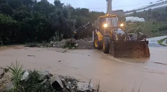 Antalya'da Kar ve Sağanak Yağış Etkili Olmaya Devam Ediyor