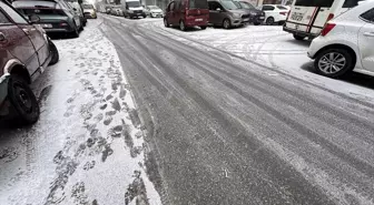 Ardahan-Şavşat Kara Yolu Ağır Araçlara Kapandı