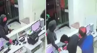 Döviz bürosuna giren hırsız iş yeri çalışanını rehin alıp kaçtı