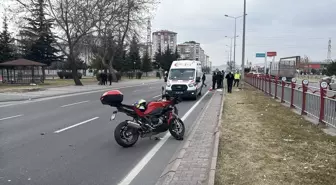 Kayseri'de Trafik Kazası: 2 Kişi Ağır Yaralandı