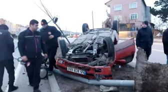 Sivas'ta Trafik Kazası: Sürücü Yaralandı