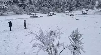 Bolu Abant Gölü Milli Parkı Kış Manzaralarıyla Ziyaretçileri Ağırlıyor