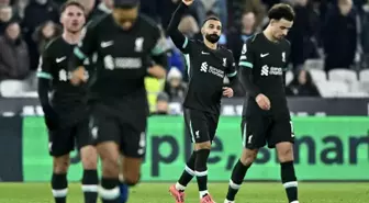 Mohamed Salah, Premier Lig'de Gol ve Asist Sayısını 8'e Yükseltti