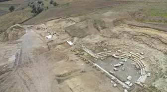 Pompeiopolis Antik Kenti'nde Tiyatro ve Odeon Kazıları Tamamlandı