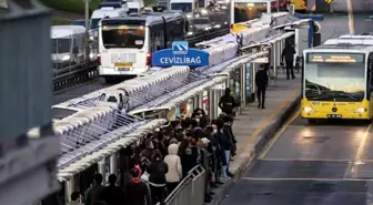 1 Ocak İstanbul'da toplu taşıma ücretsiz mi? 1 Ocak Çarşamba metro, metrobüs, marmaray, otobüs seferleri ücretsiz mi olacak?