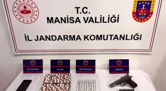 Manisa'da Sentetik Ecza ve Tabanca Ele Geçirildi