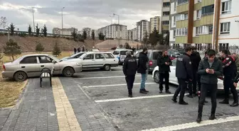 Kayseri'de Dur İhtarına Uymayan Otomobilde Uyuşturucu Ele Geçirildi