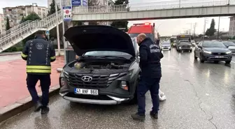 Kocaeli'de Yavru Kedi İtfaiye Ekiplerince Kurtarıldı