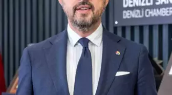 Selim Kasapoğlu'ndan Yeni Yıl Mesajı: 2025 İyiliklerle Dolsun