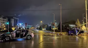 Malatya'da Trafik Kazası: 1 Ölü, 3 Yaralı