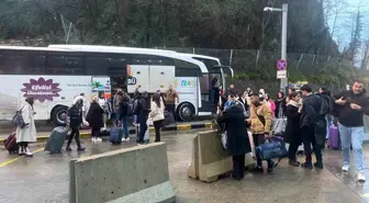 Yeni Yıl İçin Gürcistan'a Sınırda Yoğunluk