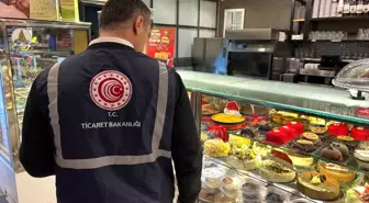 Ticaret Bakanlığı İzmir'de Fiyat Etiketi Denetimleri Gerçekleştirdi